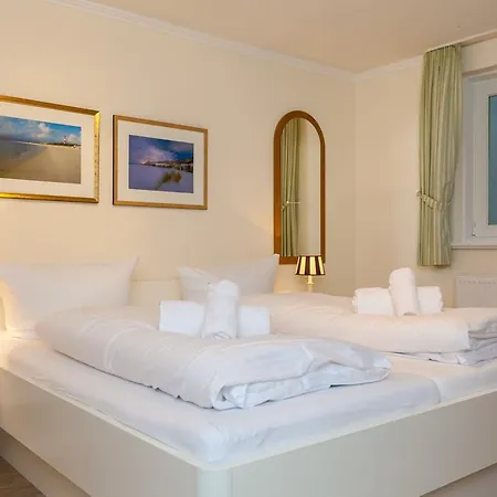 Apartment Rantum Dorf - Ferienappartments Im Reetdachhaus 3 *